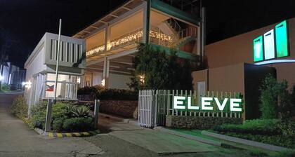 Cozy 2-bedroom apartment in fabulous Tagaytay City with AC