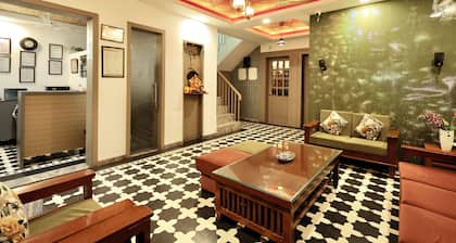 OnlyStay Kirpalu Dham - Opp. Prem Mandir, Vrindavan