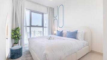 Apartment, Balcony, City View | Iron/ironing board, free WiFi