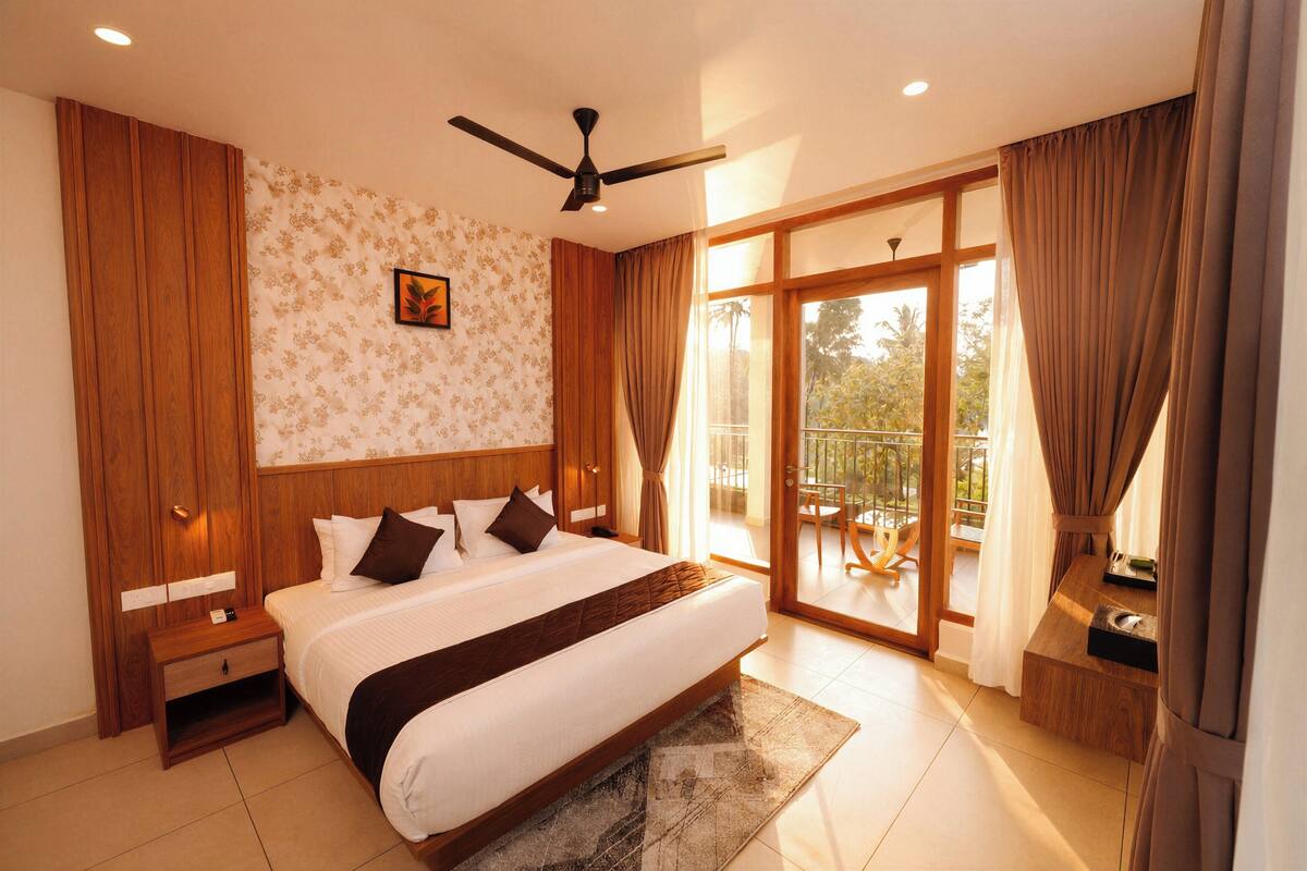 Luxury Suite, 2 Bedrooms, Balcony, Lake View | In-room safe, desk, laptop workspace, blackout drapes