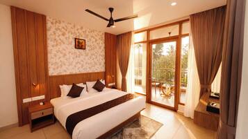 Luxury Suite, 2 Bedrooms, Balcony, Lake View | In-room safe, desk, laptop workspace, blackout curtains