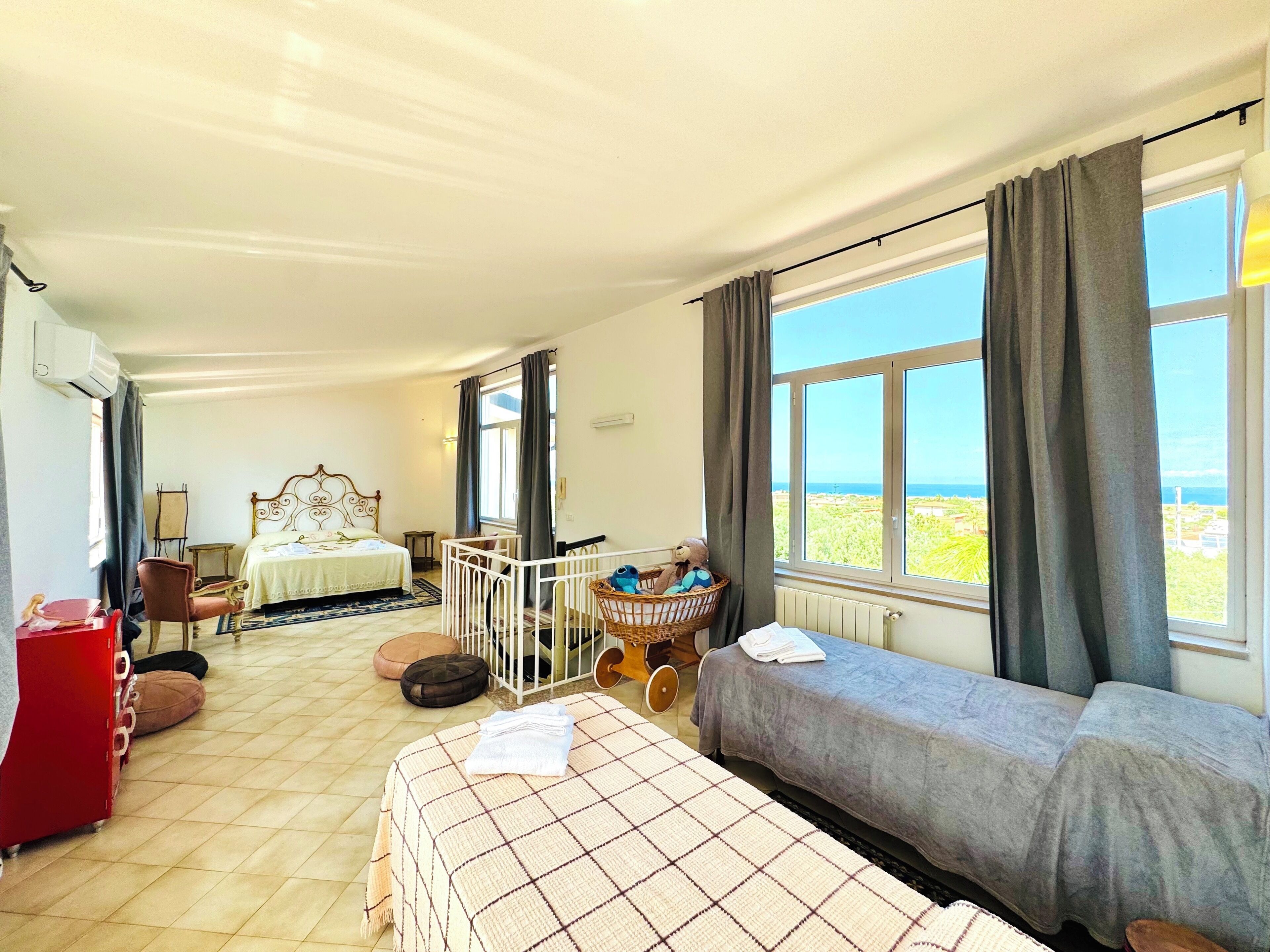 4 Schlafzimmer, Bügeleisen/Bügelbrett, Reisekinderbett, kostenloses WLAN