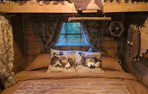 Room - 1 bedroom beautiful home in Rosporden (Rosporden)