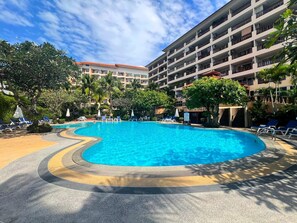 Condo, 2 Bedrooms, Smoking, Balcony | Pool | Outdoor pool - Spacious 2BR Condo - 3 Balconies & Green Views (Pattaya)