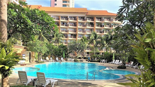 Condo, 2 phòng ngủ, hút thuốc, ban công | Hồ bơi | Hồ bơi ngoài trời 
