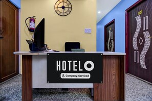 Reception - Hotel O Acropolis Mall Kolkata (Kolkata)