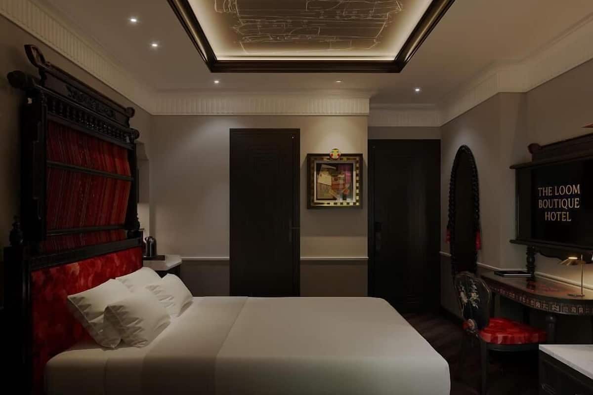 Dobbeltrom – deluxe, byutsikt | Wi-fi (inkludert)