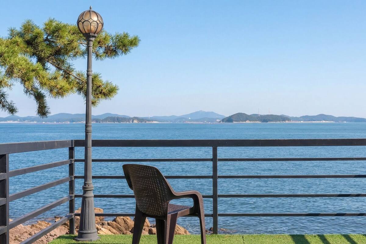 Basic Room, 1 Bedroom (Pool Villa Ocean View 104) | 1 bedroom, WiFi (free)