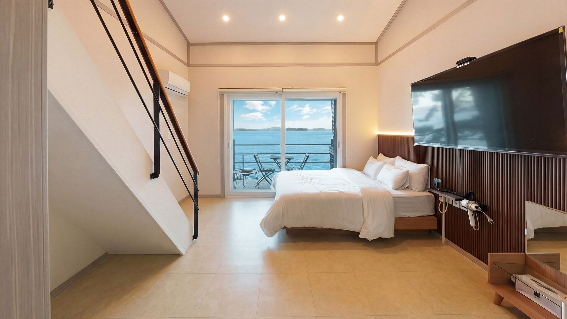 ベーシック ルーム 1 ベッドルーム (Ocean View 203) | 1 室のベッドルーム、WiFi (無料)