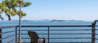 Taean Solpleo Pool Villa