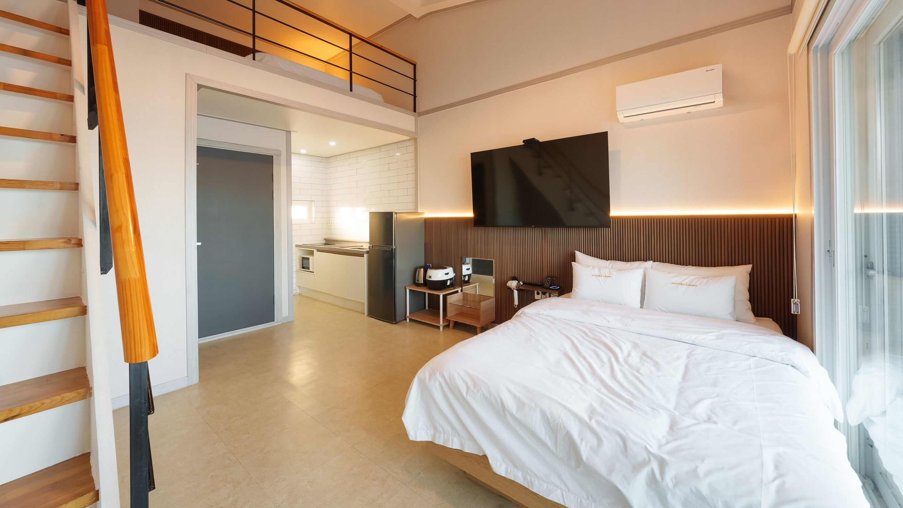 Basic Room, 1 Bedroom (Ocean View 202) | 1 bilik tidur, Wi-fi percuma 