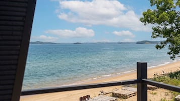 Basic Room, 1 Bedroom (Ocean View 207) | 1 bedroom, free WiFi