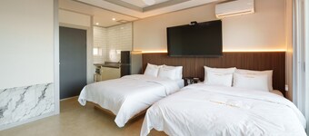 Taean Solpleo Pool Villa
