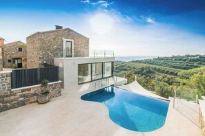 Pool - Villa with pool and sauna (Merisce)