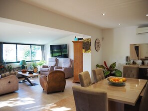 Interior - Le Bohec - Maison avec jardin et piscine by Interhome (Vernègues)