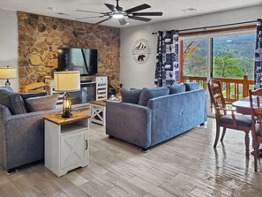 Smart TV, fireplace, table football, stereo -  Romantic & Fun Spacious Condo with Mountain Views - King Beds - Game Room (Gatlinburg)