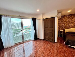 2 bedrooms - Stylish 1BR Sea-view Condo - 2 Balconies - View Talay 1 Jomtien (Pattaya)