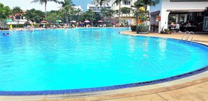Condo, 1 Bedroom, Smoking, Balcony | Pool - Stylish 1BR Sea-view Condo - 2 Balconies - View Talay 1 Jomtien (Pattaya)