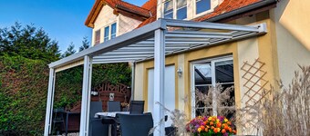 Beautiful semi-detached house near Berlin with garden