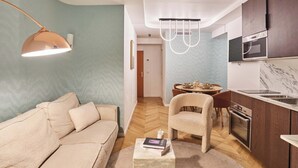 Living area - Apartment Rue de Rennes/Saint germain des près (Paris)