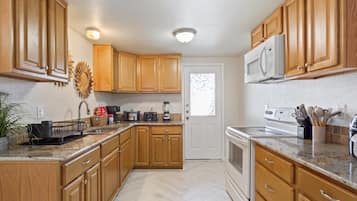 ํ๋ฆฌ๋ฏธ์ ๋ฐฉ๊ฐ๋ก, ๊ณต์ ์ ๋ง | ์ ์ฉ ์ฃผ๋ฐฉ | ์ ์๋ ์ธ์ง, ์ค๋ธ, ์กฐ๋ฆฌ ๋๊ตฌ/์ ์/์ฃผ๋ฐฉ ๊ธฐ๊ตฌ