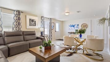 プレミアム バンガロー パークビュー | リビング エリア