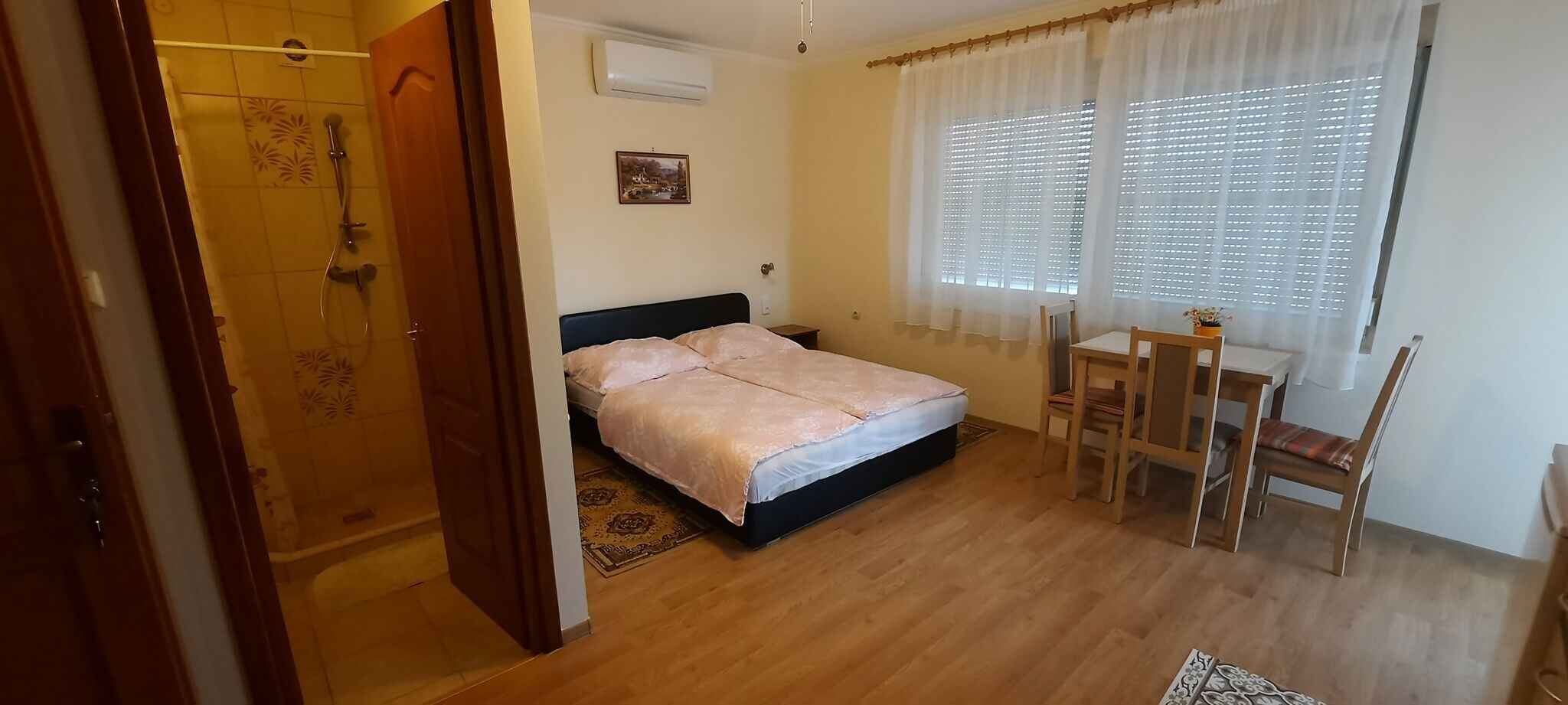 2 bedrooms, WiFi