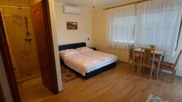 2 bedrooms, WiFi