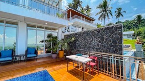 Outdoor dining - Caliraya Heights Resort and Events Place (Lumban)