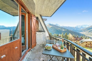 Honeymoon Apartment, Multiple Bedrooms (La Chicchetta) | Property grounds