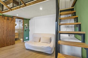 Apartemen Bulan Madu, beberapa kamar (La Chicchetta) | Area keluarga | Smart TV 21-inci dengan saluran TV kabel