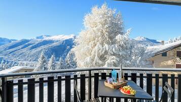 Honeymoon Apartment, Multiple Bedrooms (La Chicchetta) | Balcony