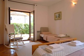 2 bedrooms, WiFi - Holiday apartment with air conditioning (Umag)