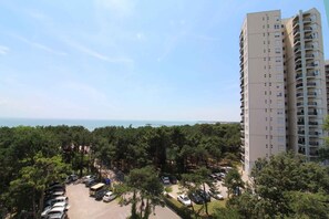 Exterior - Holiday apartment with air conditioning and balcony with sea view (Lignano Sabbiadoro)