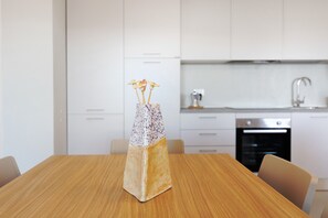 Unclassified image, 5 of 34, button - Lake View Dream: Modern Apartment with Lake View and Elevator in San Zeno di Montagna, 1st Floor (San Zeno di Montagna)