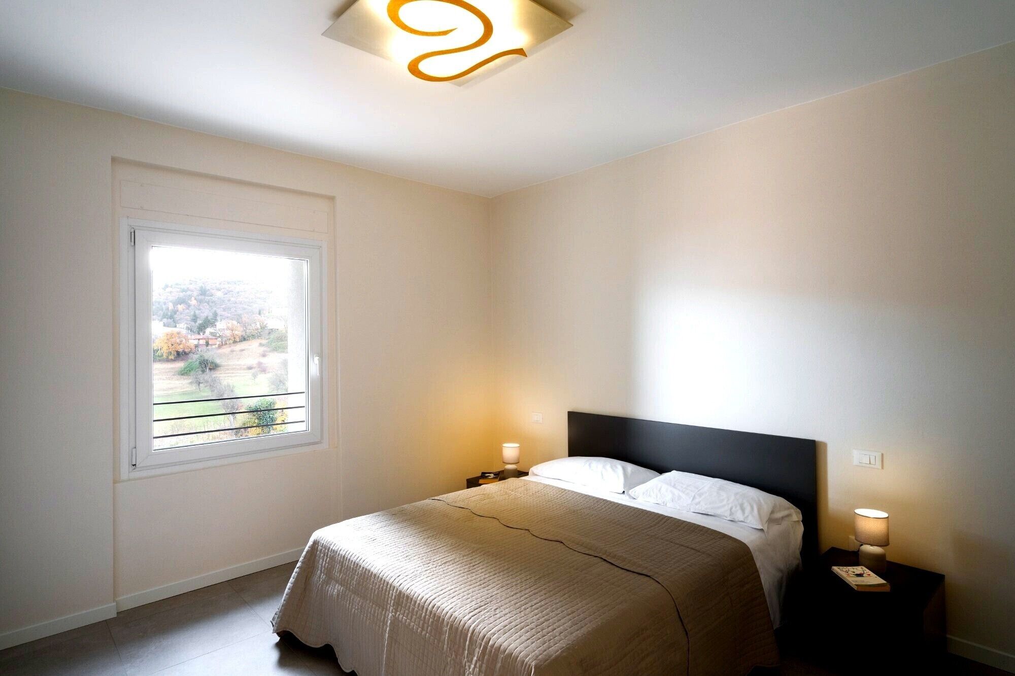 WiFi、ベッドシーツ