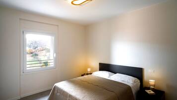 WiFi、ベッドシーツ