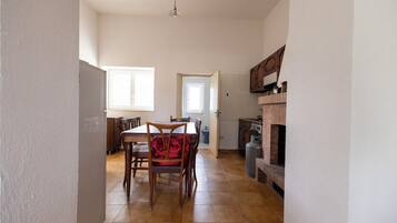 House, Garden View | Dining