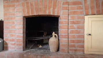 Maison, vue jardin | Enceinte de lâhĂ©bergement