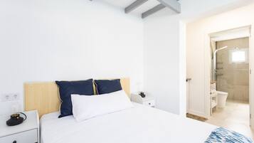 Fer et planche à repasser, Wi-Fi gratuit, draps fournis