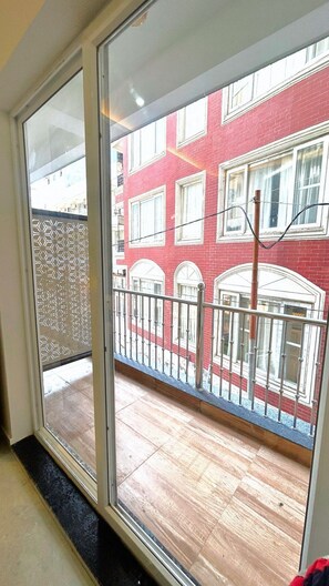 Deluxe Room | Balcony - LA VISTA RESIDENCY (Rishikesh)