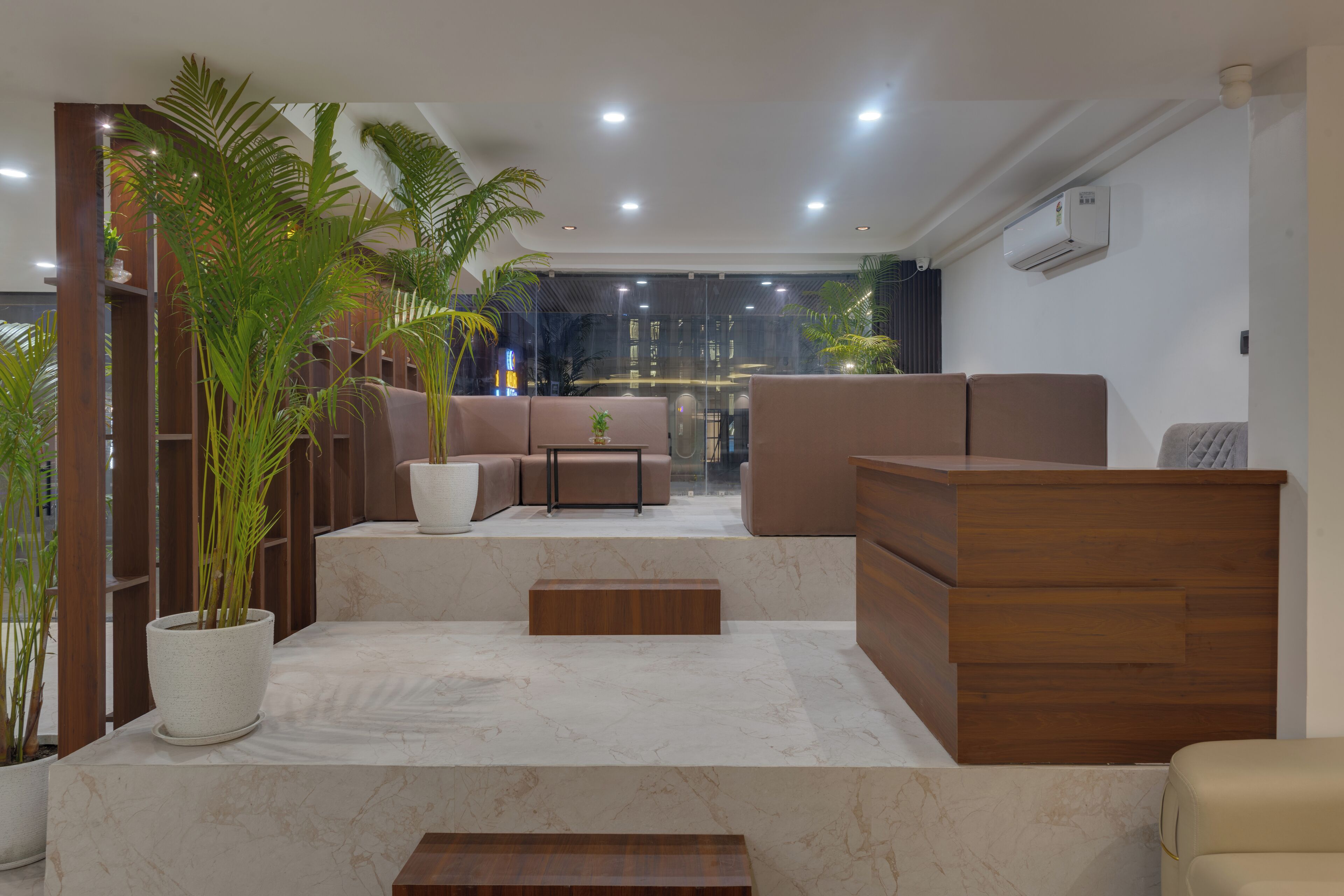 Coin salon dans le hall