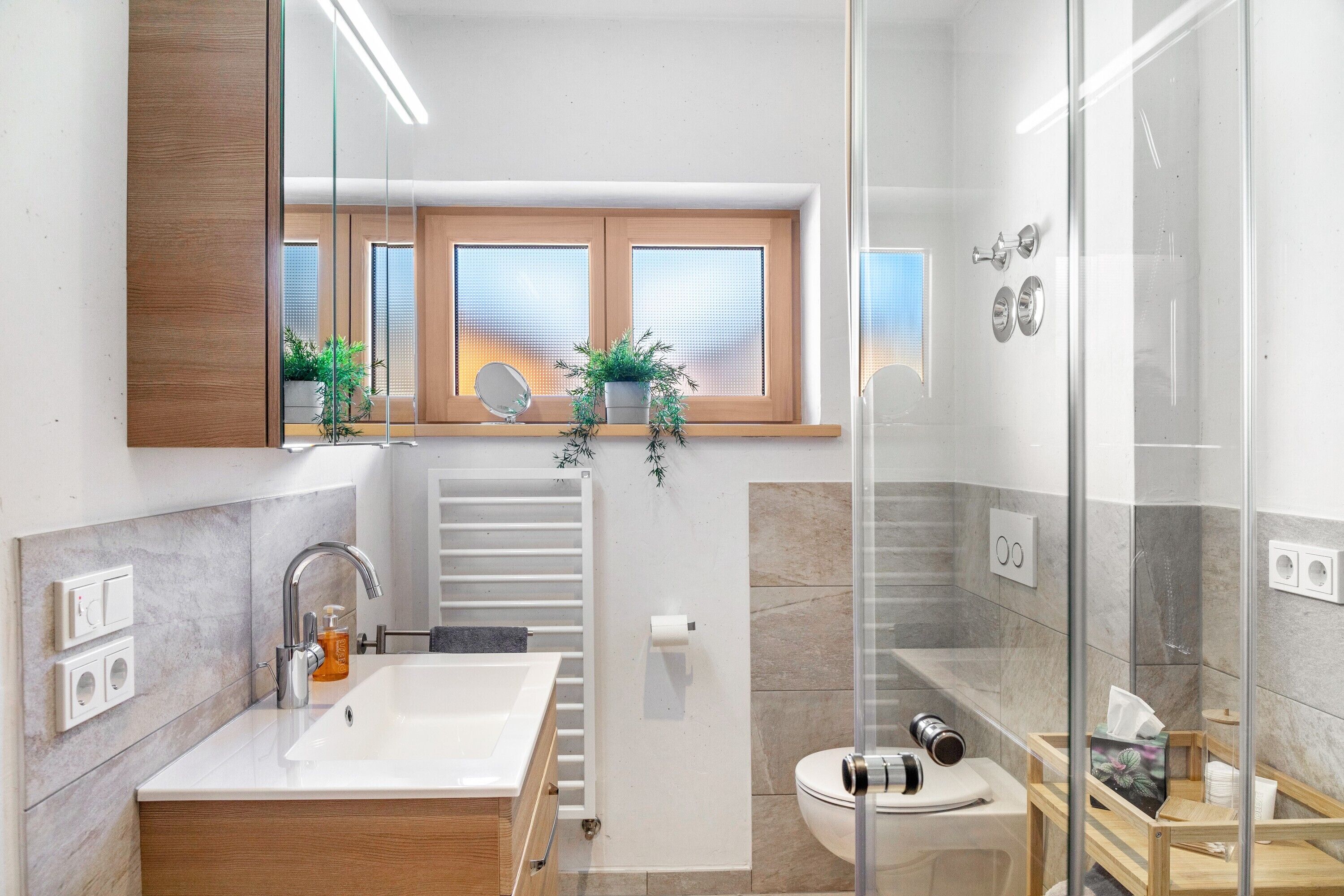 Doccia, asciugacapelli, asciugamani