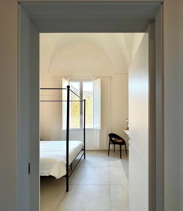 Bügeleisen/Bügelbrett, WLAN, Bettwäsche