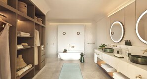 Suite, 3 Bedrooms (Private Reserve) | Bathroom - Six Senses The Palm, Dubai (Dubai)
