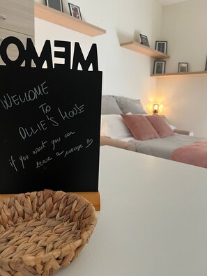 1 bedroom, WiFi, bed sheets - Cozy 1-bedroom apartment in lovely Verona with AC near the historic center (Verona)