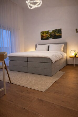 WiFi, bed sheets - Penthouse – Premium Apartment near the BlackForest (Donaueschingen)