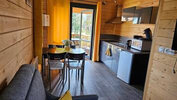 Televisio, pöytätennispöytä