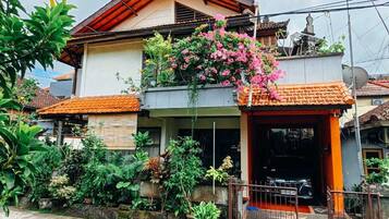 Classic House, 3 Bedrooms | Exterior