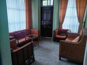 Classic House, 3 Bedrooms | Living room - Widi House (Nusa Dua)